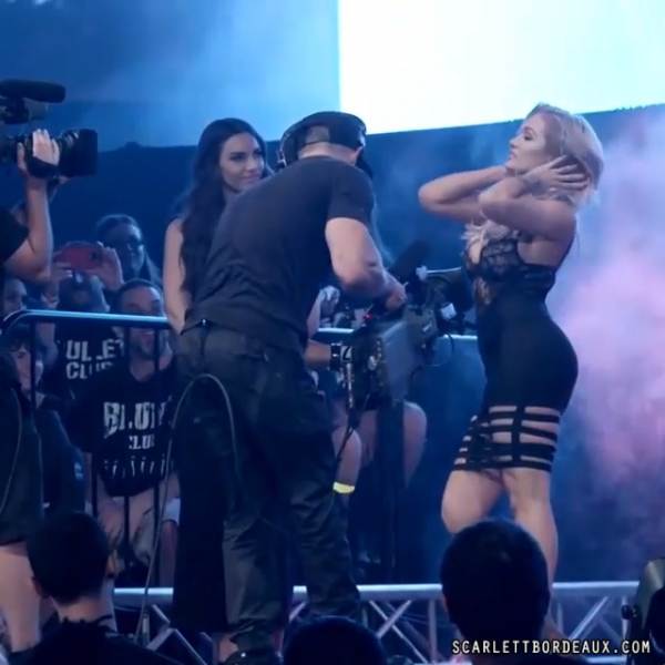 realscarlettbordeaux20180730_Still084.jpg