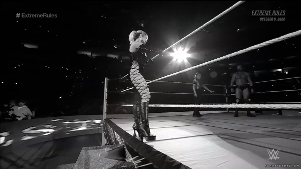 scarlettppv20221008_00_06_10_15_Still137.jpg